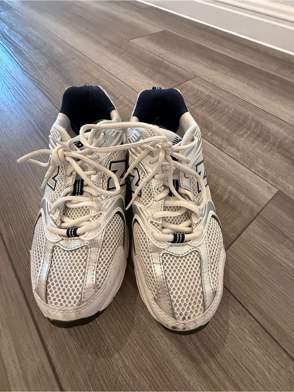 New Balance White and Navy Mesh Athletic Sneakers